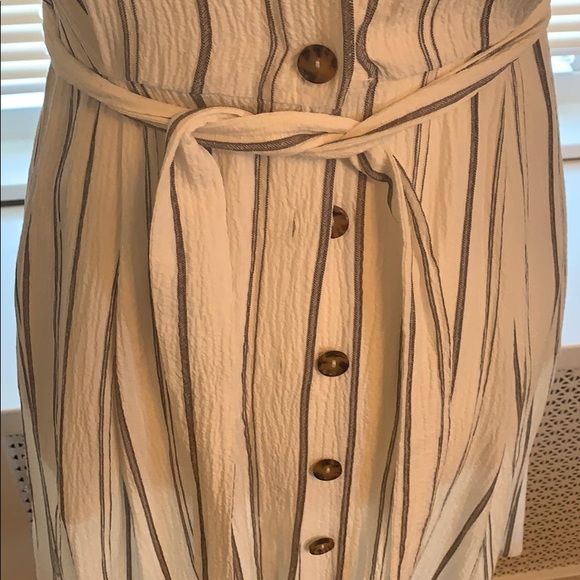 Calvin Klein summer dress. Size 4 - Picture 3 of 5